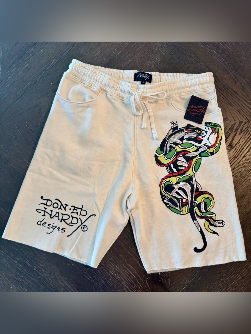 Ed Hardy Designs Men’s MED Fleece Shorts. Panther & Snake. Off-white. NWT